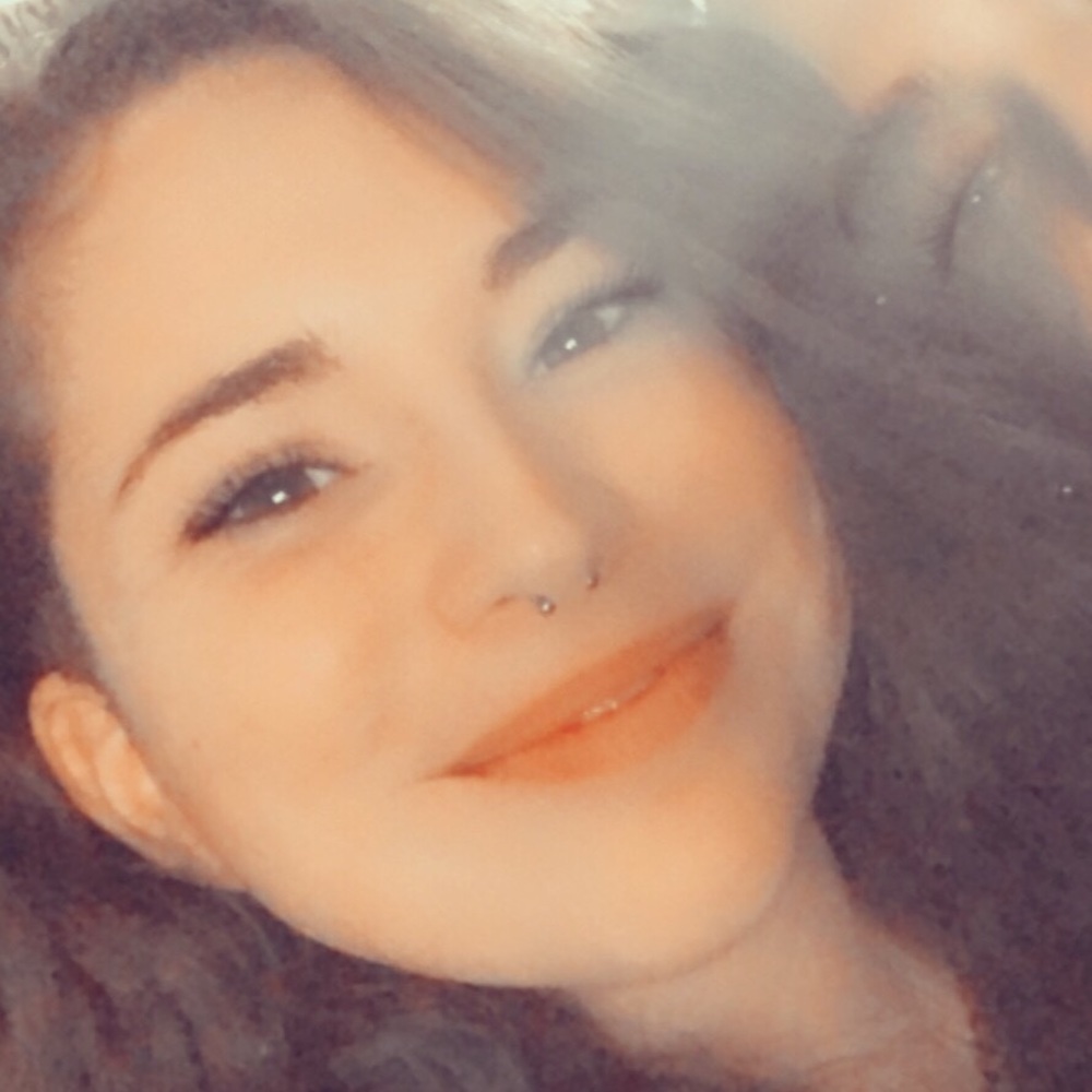 Meet your Posher, Ashli